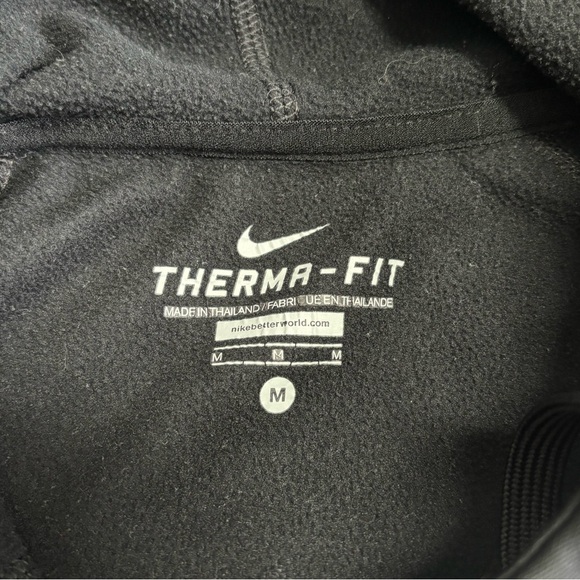 Nike Therma Fit Hoodie Sweatshirt Women’s Medium Black Solid Thumbholes Pullover - Picture 8 of 8